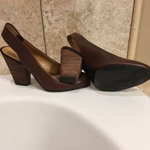 Nine west pumps
